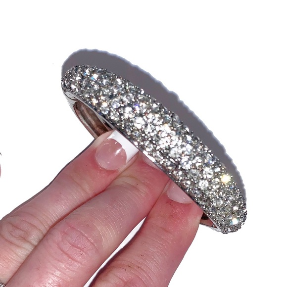 EXPRESS Silver Crystal Pave Bracelet with Magnetic Clasp - Picture 2 of 10